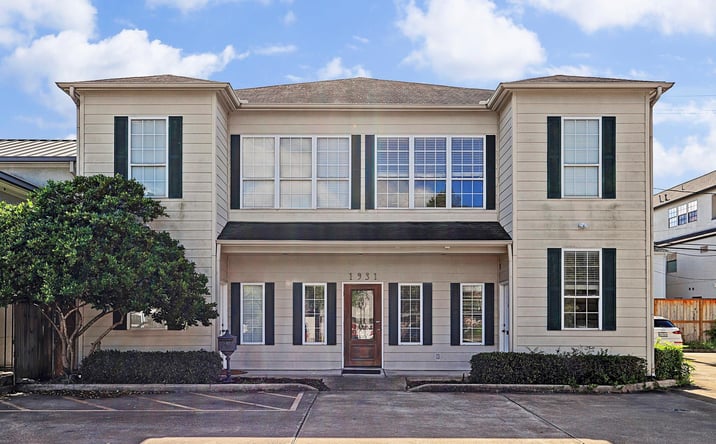 Pictures of Multifamily property located at 1931 Richmond Ave, Houston, TX 77098 for sales - image #1