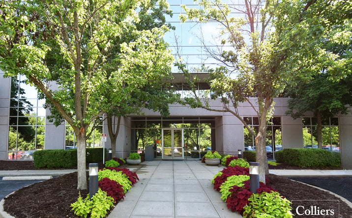 Pictures of Office property located at 5555 Winghaven Blvd, O'Fallon, MO 63368 for sales - image #1