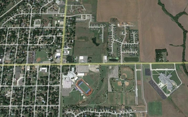Pictures of Land property located at 4 th Str & Ross Ave, Clearwater, KS 67026 for sales - image #1