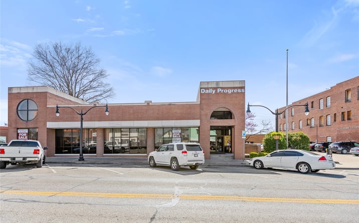Pictures of Mixed Use, Office, Retail, Industrial property located at 315 W Will Rogers Boulevard, Claremore, OK 74017 for sales - image #1