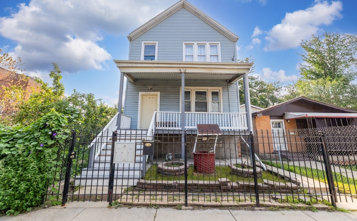 Pictures of Multifamily property located at 6613 S Justine Street, Chicago, IL 60636 for sales - image #1