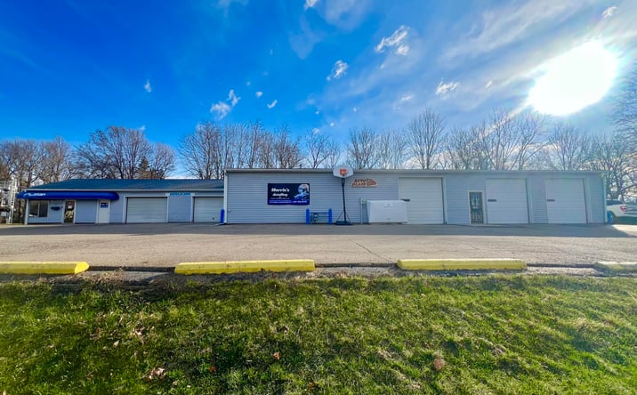 Pictures of Retail property located at 317 W Chicago Street, Jonesville, MI 49250 for sales - image #1