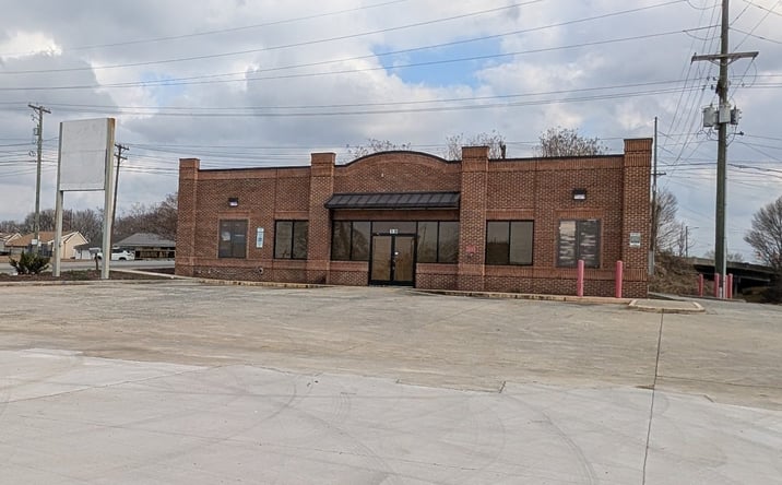 Pictures of Retail property located at 19 Cotton Grove Rd, Lexington, NC 27292 for sales - image #1