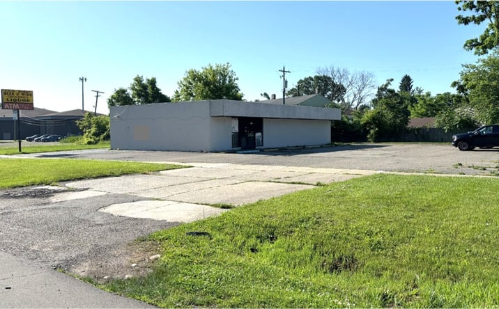 Pictures of Retail property located at 34243 Palmer Rd, Westland, MI 48186 for sales - image #1