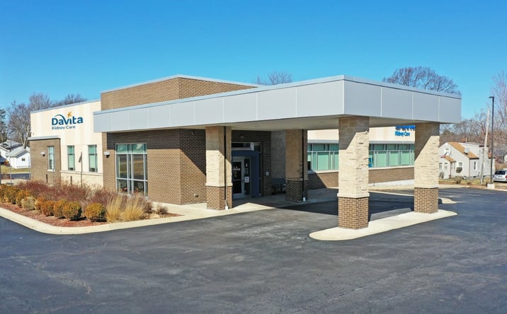 Pictures of Office, Retail property located at 198 N Springfield Ave, Rockford, IL 61101 for sales - image #1