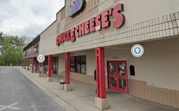 Pictures of Retail property located at 5455 Airport Hwy, Toledo, OH 43615 for sales - image #1