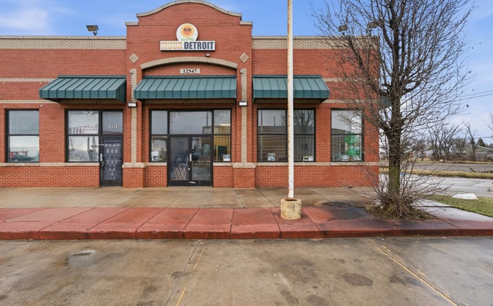 Pictures of Office property located at 12547 Mack Avenue, Detroit, MI 48215 for sales - image #1