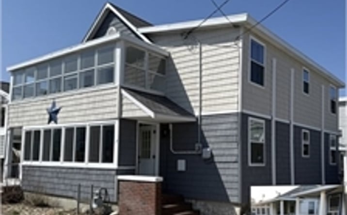Pictures of Multifamily property located at 7 Dover Ave, Hampton, NH 01830 for sales - image #1
