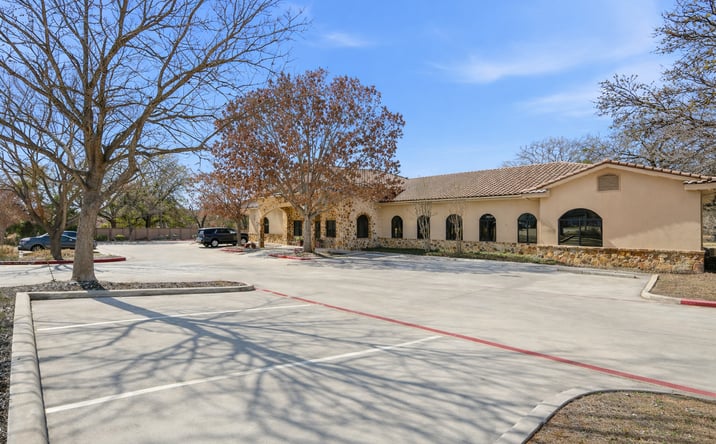 Pictures of Office property located at 9465 Huebner Rd, San Antonio, TX 78240 for sales - image #1