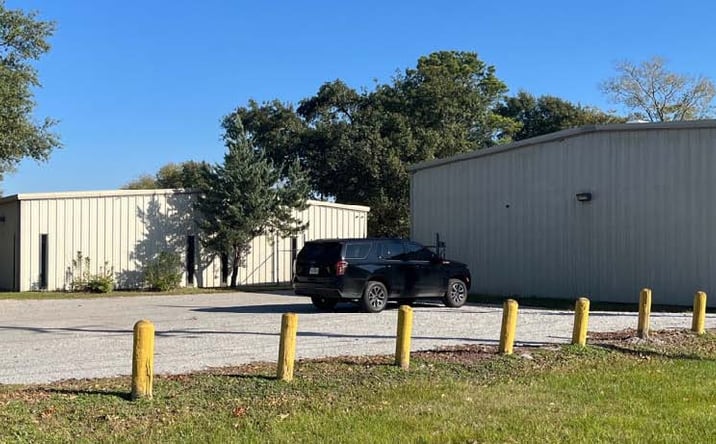 Pictures of Industrial, Office property located at 8226 Warren Rd, Houston, TX 77040 for sales - image #1