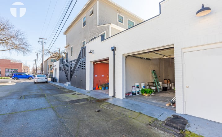 Pictures of Mixed Use, Multifamily, Office, Retail property located at 318 12th St, Sacramento, CA 95814 for sales - image #1