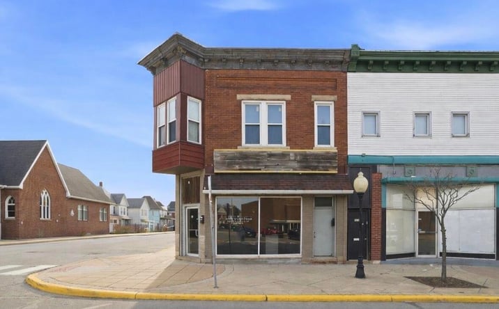 Pictures of Multifamily property located at 1115 Franklin Street, Michigan City, IN 46360 for sales - image #1