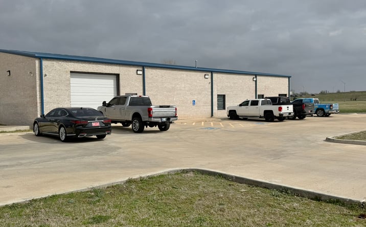 Pictures of Industrial property located at 3601 SW 44th St, Oklahoma City, OK 73119 for sales - image #1