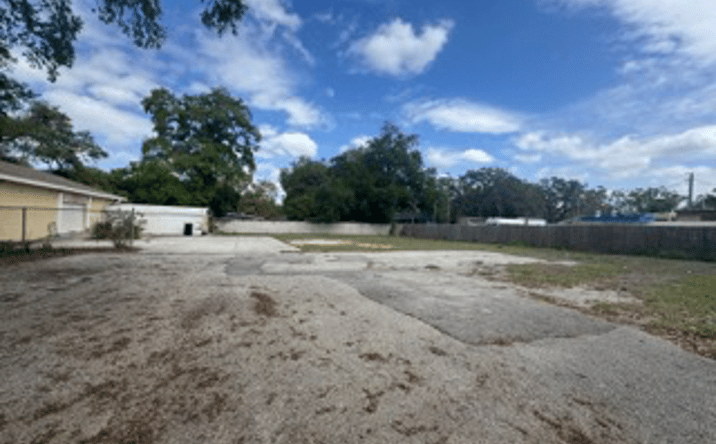 Pictures of Retail property located at 1506 E M.L.K. Jr Blvd, Tampa, FL 33610 for sales - image #1