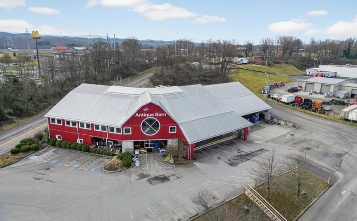 Pictures of Mixed Use, Retail property located at 1080 W Main Street, Abingdon, VA 24210 for sales - image #1
