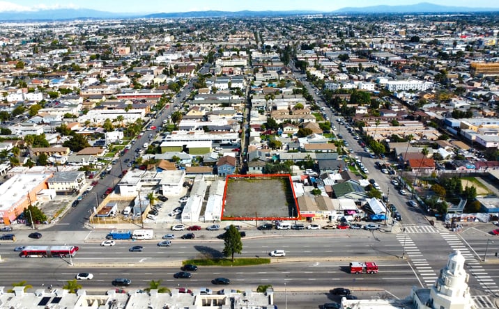 Pictures of Land property located at 8020 S Vermont Ave, Los Angeles, CA 90044 for sales - image #1