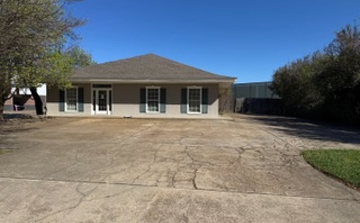Pictures of Office, Special Purpose property located at 38 Northtown Dr, Jackson, MS 39211 for sales - image #1