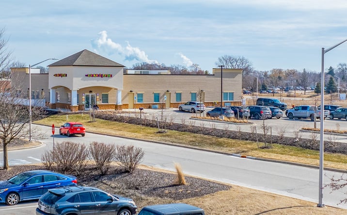 Pictures of Retail property located at 8206 S Anthony Wy, Oak Creek, WI 53154 for sales - image #1
