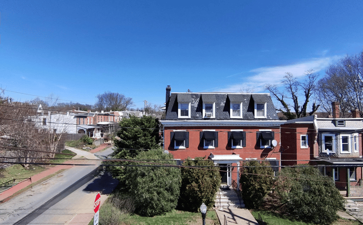 Pictures of Multifamily property located at 131 W 18th St, Wilmington, DE 19802 for sales - image #1
