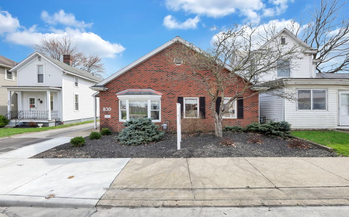 Pictures of Office property located at 830 E. Main St., Lancaster, OH 43130 for sales - image #1