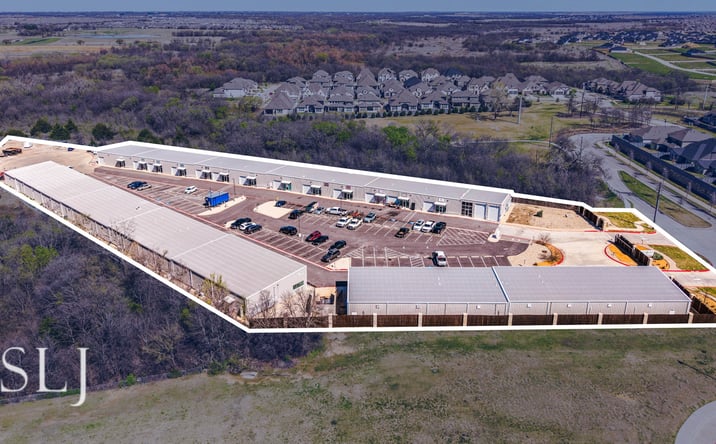 image of property at 1518 NAVO RD Aubrey TX 76227-8373