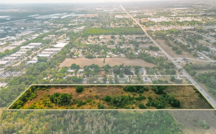 Pictures of Land property located at 621 Ortiz Ave, Fort Myers, FL 33905 for sales - image #1