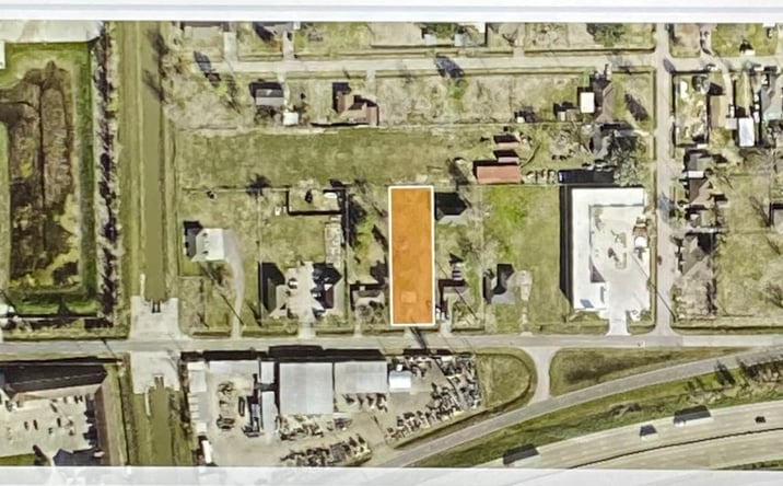 Pictures of Land property located at 2113 Ellis School Rd, Baytown, TX 77521 for sales - image #1