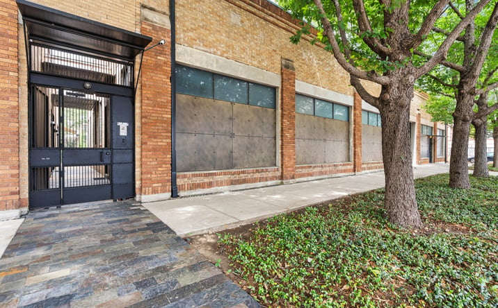 Pictures of Mixed Use, Office, Retail property located at 321 6th St, San Antonio, TX 78215 for sales - image #1