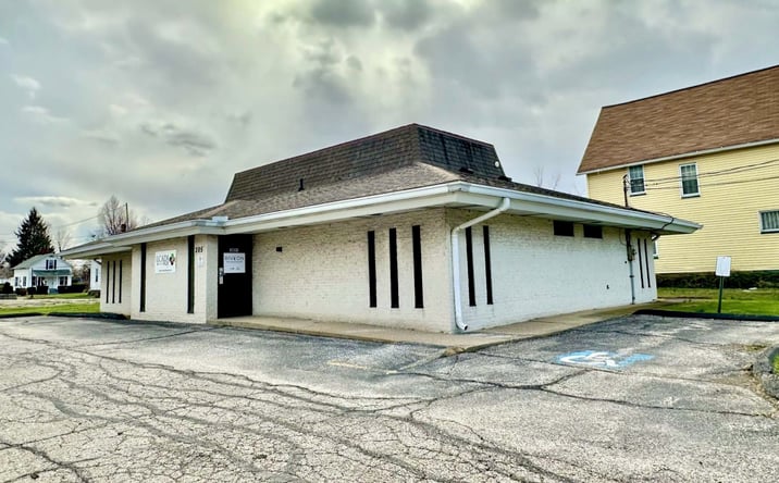 Pictures of Office property located at 305 W 20th St, Lorain, OH 44052 for sales - image #1