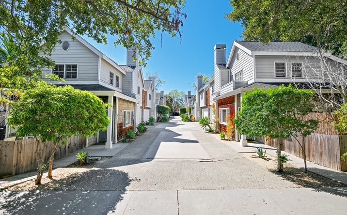 Pictures of Multifamily property located at 1621 Chapala St, Santa Barbara, CA 93101 for sales - image #1