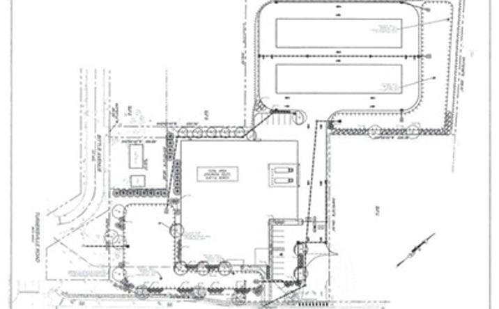 Pictures of Self Storage property located at 211 Berlin - Cross Keys Rd, Berlin, NJ 08009 for sales - image #1