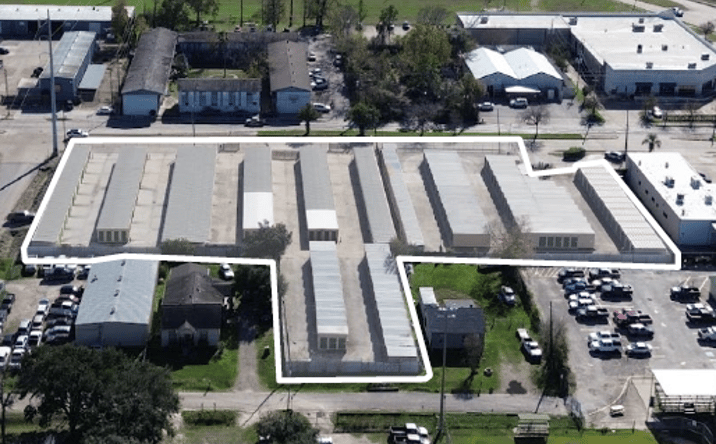 Pictures of Land property located at 2220 W 34th St, Houston, TX 77018 for sales - image #1