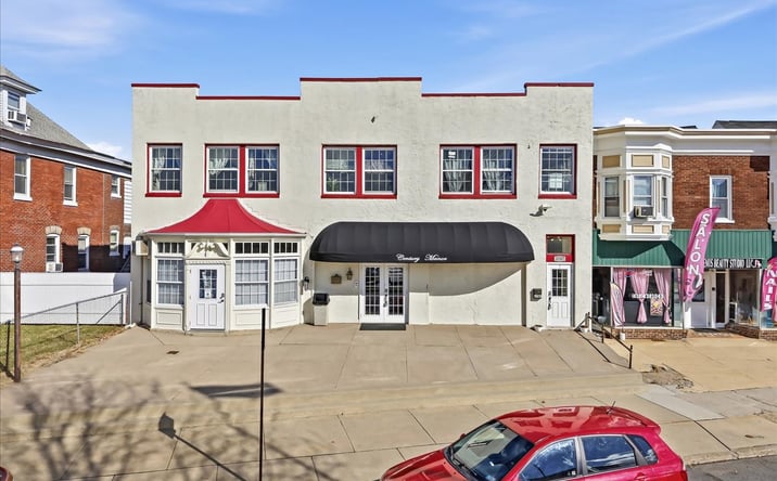 Pictures of Mixed Use, Multifamily, Office, Retail property located at 1707 Washington Blvd, Easton, PA 18042 for sales - image #1
