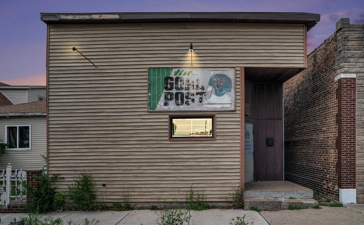 Pictures of Hospitality, Retail property located at 604 W 151st St, East Chicago, IN 46312 for sales - image #1