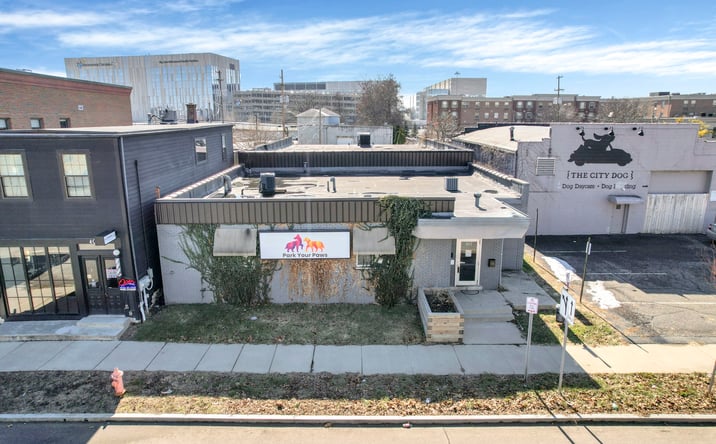 Pictures of Industrial, Office, Retail property located at 401 E Mound St, Columbus, OH 43215 for sales - image #1