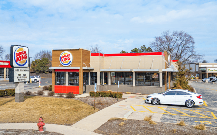 Pictures of Retail property located at 250 W Virginia St, Crystal Lake, IL 60014 for sales - image #1
