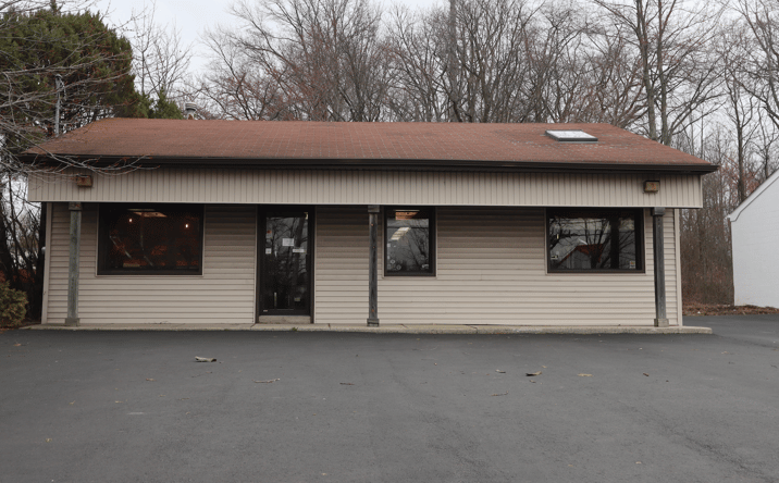 Pictures of Office, Retail property located at 359 NJ-34, Matawan, NJ 07747 for sales - image #1