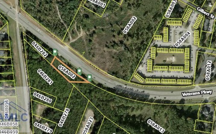 Pictures of Land property located at .77 Ac Veterans Parkway, Hinesville, GA 31313 for sales - image #1