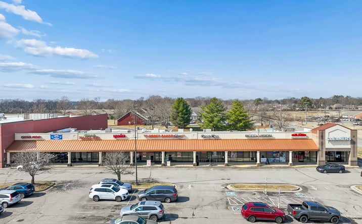 Pictures of Retail property located at 2327 Memorial Blvd, Murfreesboro, TN 37129 for sales - image #1