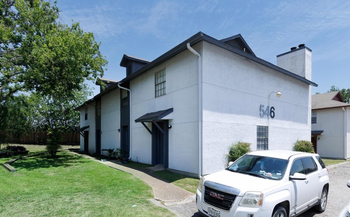 Pictures of Multifamily property located at 546 Dukeway Dr, Universal City, TX 78148 for sales - image #1