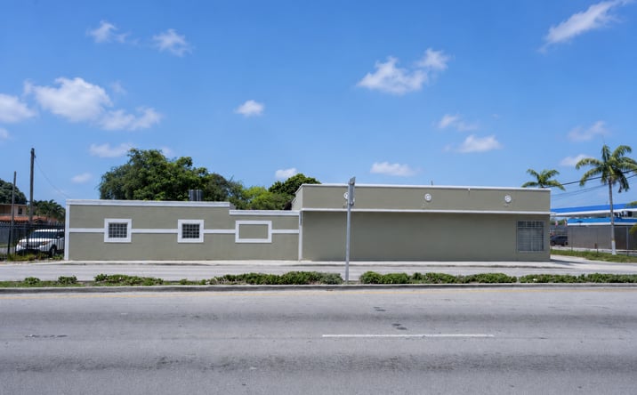 Pictures of Retail, Special Purpose, Industrial property located at 2618 NW 103rd St, Miami, FL 33147 for sales - image #1