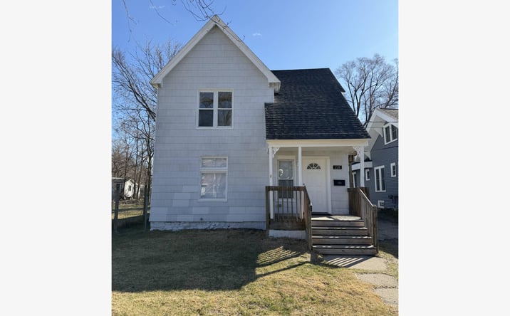 Pictures of Hospitality, Multifamily, Special Purpose property located at 398 N Saginaw St, Pontiac, MI 48342 for sales - image #1