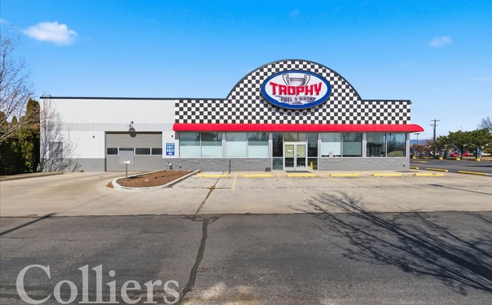 Pictures of Retail property located at 8160 W Overland Rd, Boise, ID 83709 for sales - image #1