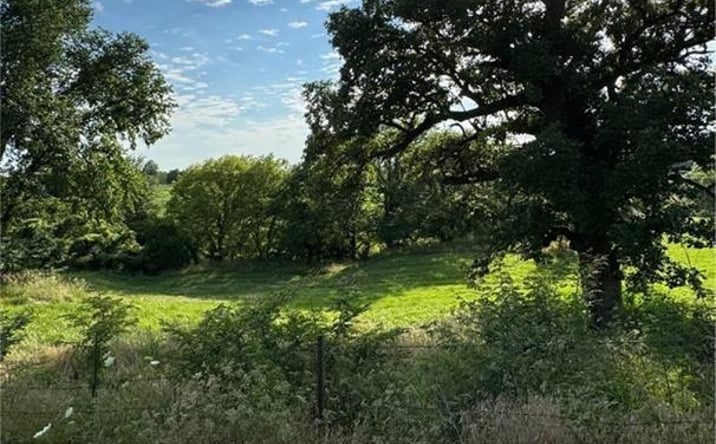 Pictures of Land property located at 30105 Salem Road, Weston, MO 64098 for sales - image #1