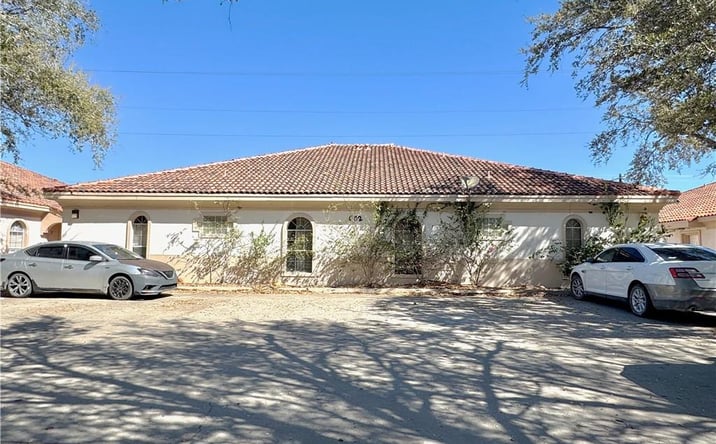 Pictures of Multifamily property located at 602 Buena Vista Drive, Weslaco, TX 78596 for sales - image #1