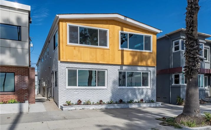 Pictures of Multifamily property located at 5339 E Ocean, Long Beach, CA 90803 for sales - image #1