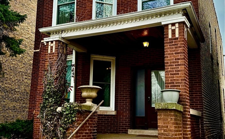 Pictures of Multifamily property located at 4913 N Keystone Avenue, Chicago, IL 60630 for sales - image #1