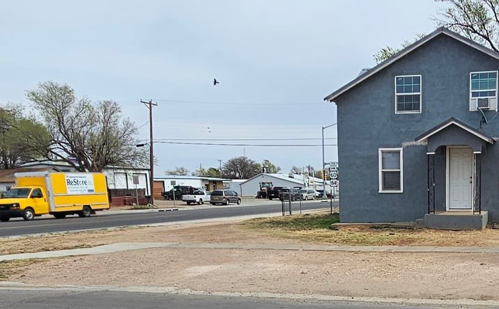 Pictures of Multifamily property located at 711 E 7th Street, Clovis, NM 88101 for sales - image #1