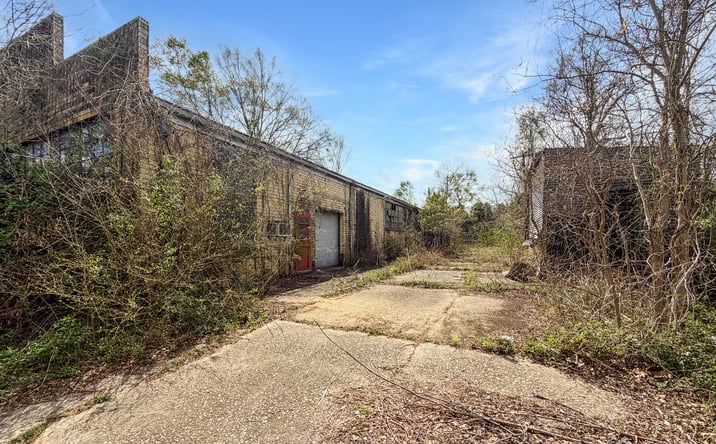 Pictures of Industrial property located at 206 E 2nd St, DeRidder, LA 70634 for sales - image #1
