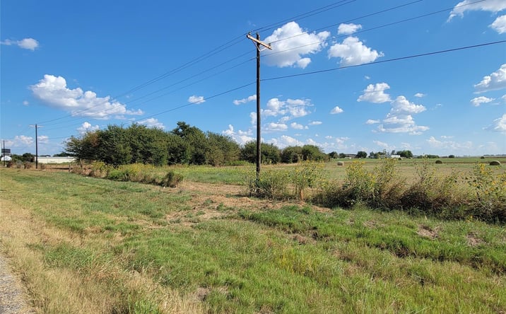 Pictures of Land, Mixed Use, Retail property located at US-82, Lindsay, TX 76250 for sales - image #1